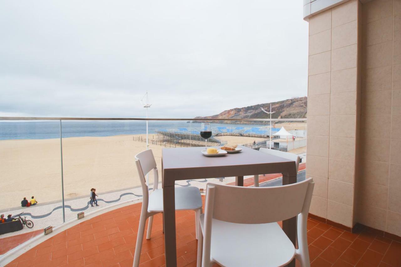 Holidays Nazare Marginal Exterior foto